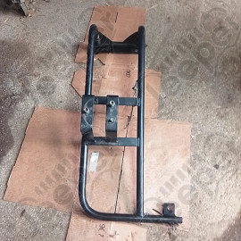 Occasion : Support de roue de secours à fixer sur le côté arrière droit de la caisse (sans système de fermeture sur pc) pour Jeep Cherokee XJ
