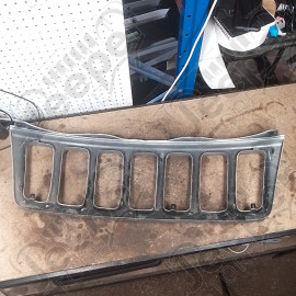 Occasion : Calandre grise (sans les inserts) pour Jeep Grand Cherokee WJ, WG