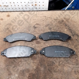 Occasion : Kit de plaquettes de frein avant Cadillac, Chevrolet, GMC pour Jeep divers