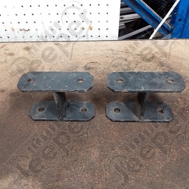 Occasion : 2 jumelles arrière/ largeur : 7,5 cm / entraxe : 9 cm pour Jeep CJ7, CJ8