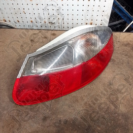 Occasion : Feu arrière gauche pour Porsche Boxster 986 2.5L essence phase 1 
