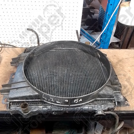 Occasion : Radiateur moteur pour 4.2L (avec buse d'air) pour Jeep Wrangler YJ