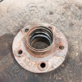 Occasion : Moyeu de roue avant - 5 trous de fixations pour Jeep CJ5, CJ7
