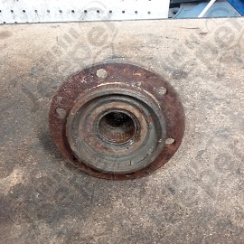 Occasion : Moyeu nu avant / longueur : 13 cm pour Jeep CJ5, CJ7