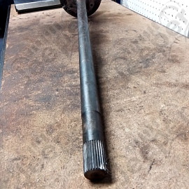 Occasion : Demi arbre de roue arrière/ longueur : 70 cm pour Jeep CJ5, CJ7, CJ8