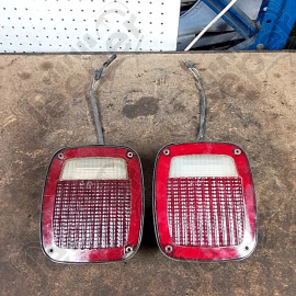 Occasion : Kit de 2 feux arrière d'origine US pour Jeep CJ5, CJ6, CJ7, CJ8, YJ