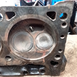 Occasion : Culasse à tester 318 AU small block V8 soupape : 1.78 / 1.50 pour Jeep divers