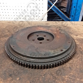 Occasion : Volant moteur / dents : 104 dents / diamètre : 33,5 cm / profondeur : 4 cm pour Jeep divers