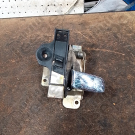 Occasion : Poignée de porte avant gauche pour Jeep Grand Cherokee ZJ, ZG