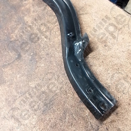 Occasion : Traverse supérieure avant pour gâche capot moteur pour Jeep Grand Cherokee WH, WK