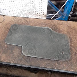 Occasion : Tapis de sol d'origine (conducteur) pour Jeep Grand Cherokee WH, WK