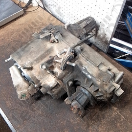 Occasion : Boîte de transfert NP231 2.5L essence / ratio : 2,72 / nombre de dents : 21 (non testée) pour Jeep Cherokee XJ