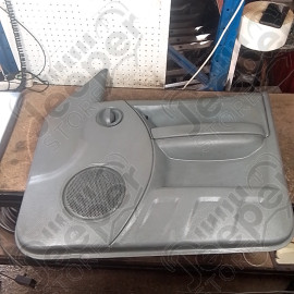 Occasion : Panneau de porte intérieur avant droit pour Jeep Cherokee Liberty KJ