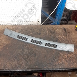 Occasion : Cache plastique arrière pour ciel de toit pour Jeep Cherokee Liberty KJ