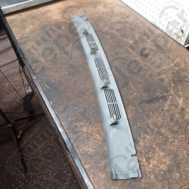 Occasion : Cache plastique arrière pour ciel de toit pour Jeep Cherokee Liberty KJ