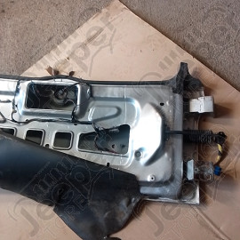 Occasion : Porte de coffre grise pour Jeep Cherokee Liberty KJ