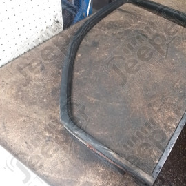 Occasion : Joint de vitre avant gauche pour Jeep Grand Cherokee WH, WK