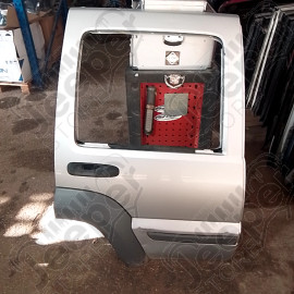 Occasion : Porte arrière droite grise pour Jeep Cherokee Liberty KJ