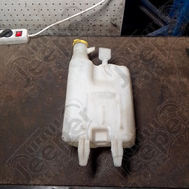 Occasion : Réservoir de liquide lave glace pour Dodge RAM 1500 3.7L (2003) pour Jeep divers