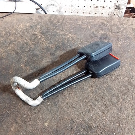 Occasion : Boucles de ceintures banquette arrière pour GOLF III pour Jeep divers