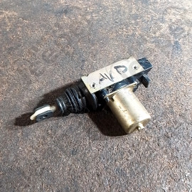 Occasion : Moteur électrique ouverture / fermeture porte avant droite pour Jeep Cherokee XJ
