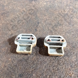 Occasion : Kit de 2 fixations de plage arrière pour Jeep Cherokee XJ