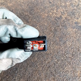 Occasion : Bouton dégivrage lunette arrière pour Jeep Cherokee XJ