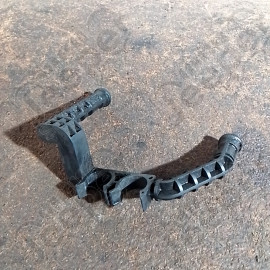 Occasion : Support de tuyaux de climatisation sur cache culbuteur pour Jeep Grand Cherokee WJ, WG