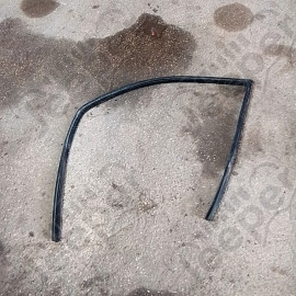 Occasion : Joint de fenêtre avant gauche pour Jeep Grand Cherokee WJ, WG
