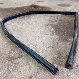 Occasion : Joint de fenêtre avant gauche pour Jeep Grand Cherokee WJ, WG