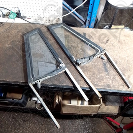 Occasion : Lot de 2 custodes pour Jeep divers