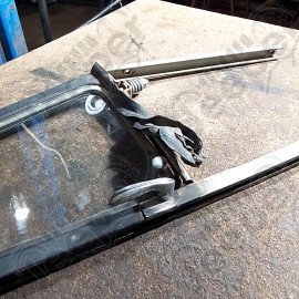 Occasion : Lot de 2 custodes pour Jeep divers