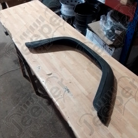 Occasion : Elargisseur d'aile arrière gauche noir pour Jeep Wrangler YJ