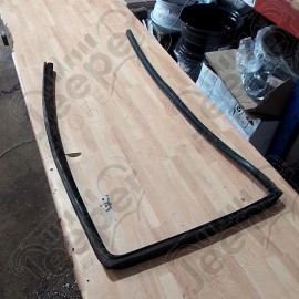 Occasion : Joint de vitre arrière droit pour Jeep Grand Cherokee WJ, WG