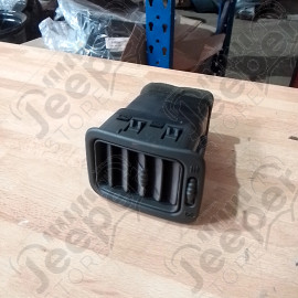 Occasion : Grille d'aération avant gauche pour tableau de bord pour Chevrolet Silverado 2500 HD 6.0L V8 Vortec - 2 portes