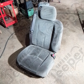 Occasion : Siège passager en tissu gris pour Chevrolet Silverado 2500 HD 6.0L V8 Vortec - 2 portes