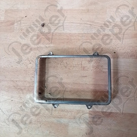 Occasion : Enjoliveur de phare avant chromé version europe (gauche ou droit) pour Jeep Wrangler YJ