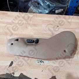 Occasion : Cache plastique marron siège conducteur avec commande de réglage siège pour Jeep Grand Cherokee WJ, WG