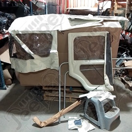 N.O.S. : Bâche capotage de remplacement avec fixation partielle (marque Bestoo) couleur blanche pour Jeep MB, M201, CJ2A
