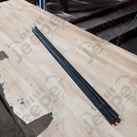 Occasion : Lèche vitre intérieur avant gauche pour Jeep Grand Cherokee WJ, WG