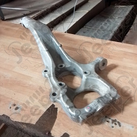 Occasion : Montant de suspension avant gauche pour Jeep Commander XH, XK
