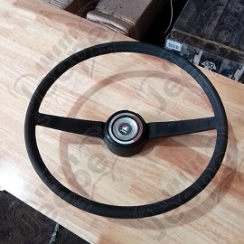 Occasion : Volant noir pour Jeep C104, DIVERS