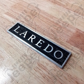 Occasion : Emblème logo "LAREDO" pour Jeep CJ7, YJ, XJ, ZJ, ZG