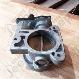 Occasion : Boitier papillon pour moteur 4.8L-5.3L-6.0L d'origine GM pour Jeep divers