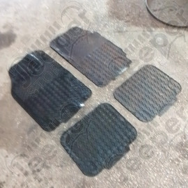 Occasion : Lot de 4 tapis caoutchouc pour Jeep Grand Cherokee WJ, WG