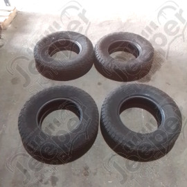 Occasion : Lot de 4 pneus TOYO TIRES Open Country A/T en 225/75R15 pour Jeep ZJ, ZG, KJ, XJ, MJ, TJ, YJ, CJ8