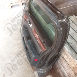 Occasion : Porte avant droite noire pour Cadillac Seville STS 4.6L V8 - 32 soupapes - 4 portes - Boite automatique 4 rapports