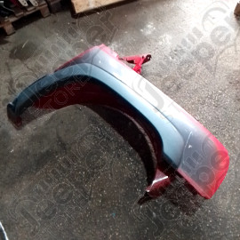Occasion : Aile avant droite rouge pour Chevrolet Silverado 2500 HD 6.0L V8 Vortec - 2 portes