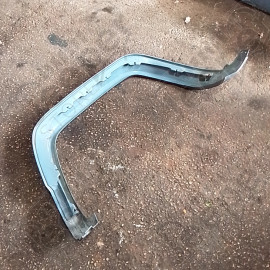 Occasion : Elargisseur d'aile avant gauche gris pour Jeep Cherokee XJ