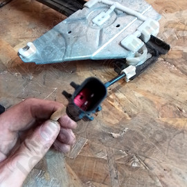 Occasion : Lève vitre arrière gauche pour Jeep Grand Cherokee WJ, WG